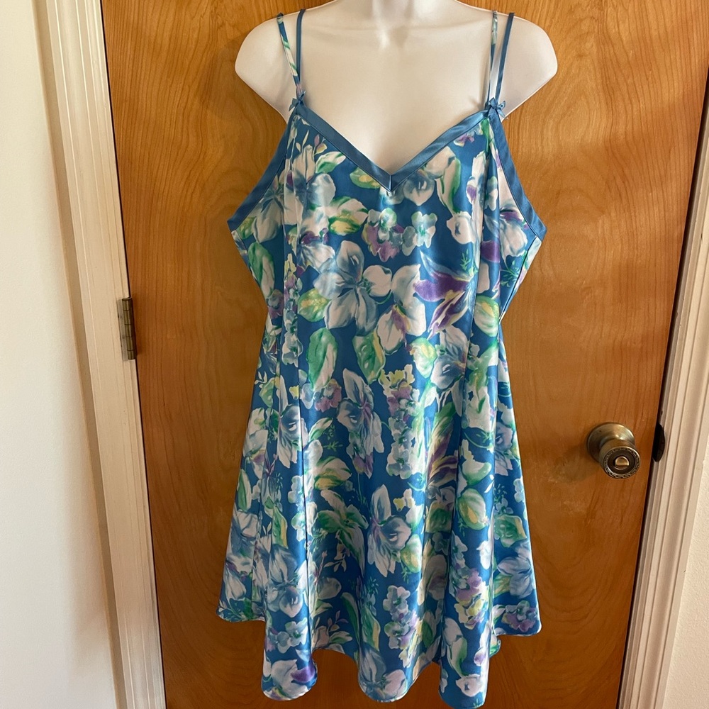 Floral Blue Women's Sleepwear